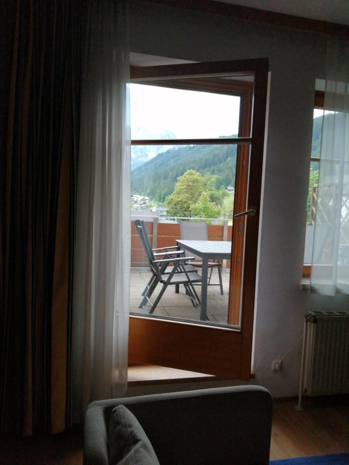 Appartementen Haus Bergblick Gosau Exterior photo