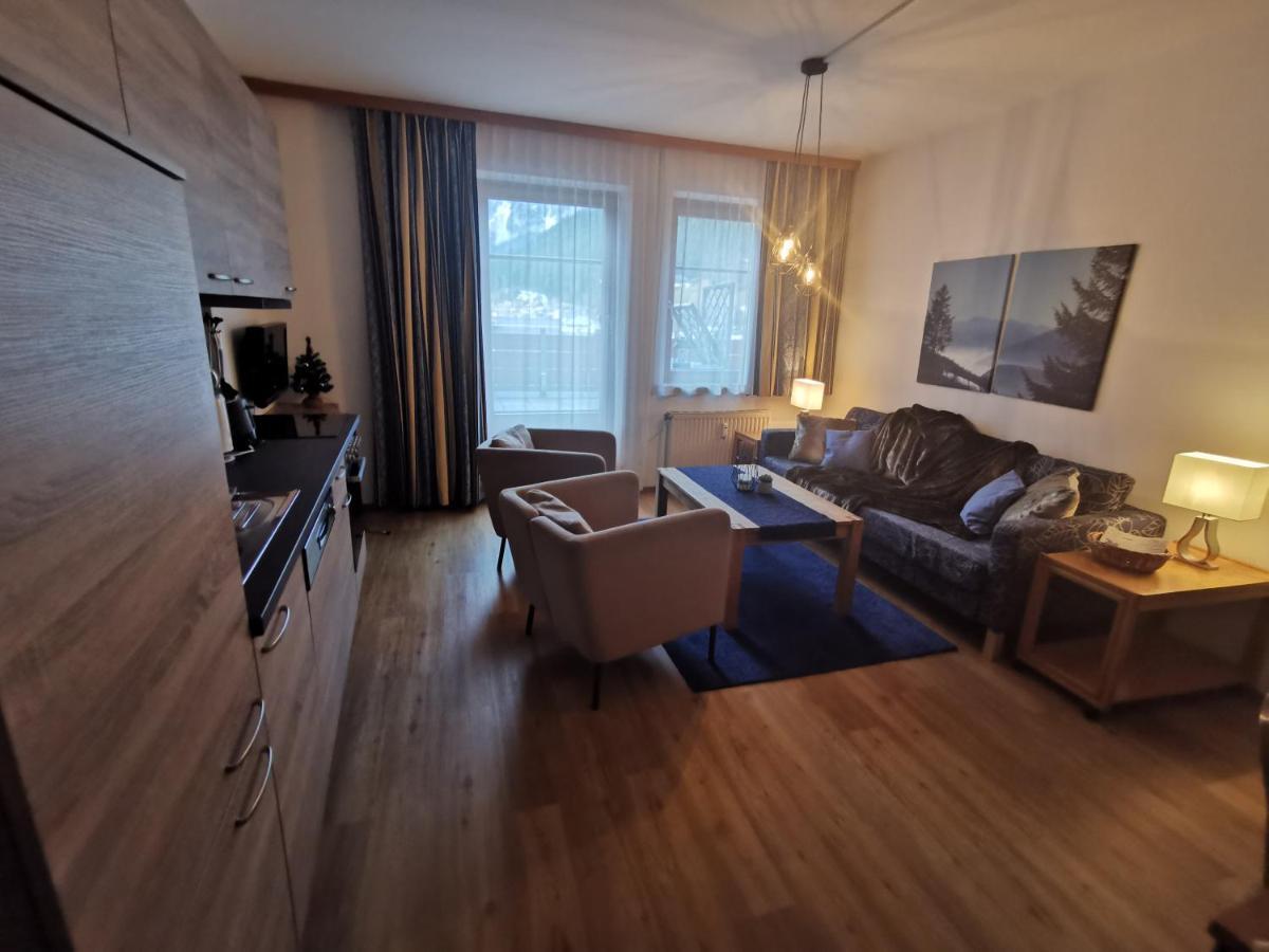 Appartementen Haus Bergblick Gosau Exterior photo